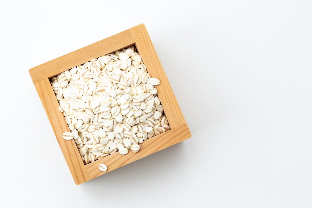 【専門家監修】犬は大麦を食べても大丈夫？与えるメリットや効果&アレルギーの懸念を解説